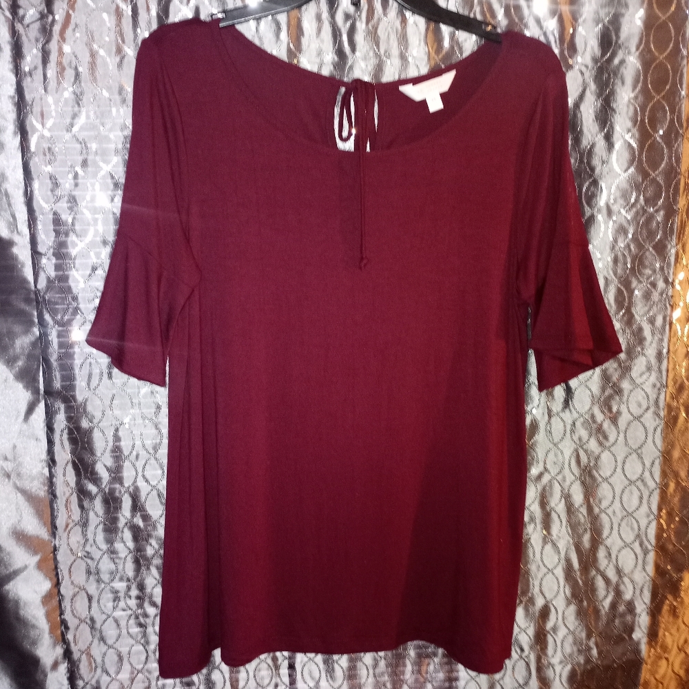 Like new Lauren Conrad burgandy blouse